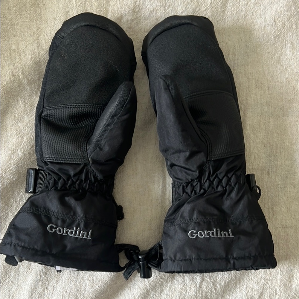 Gordini Black Insulated Gloves